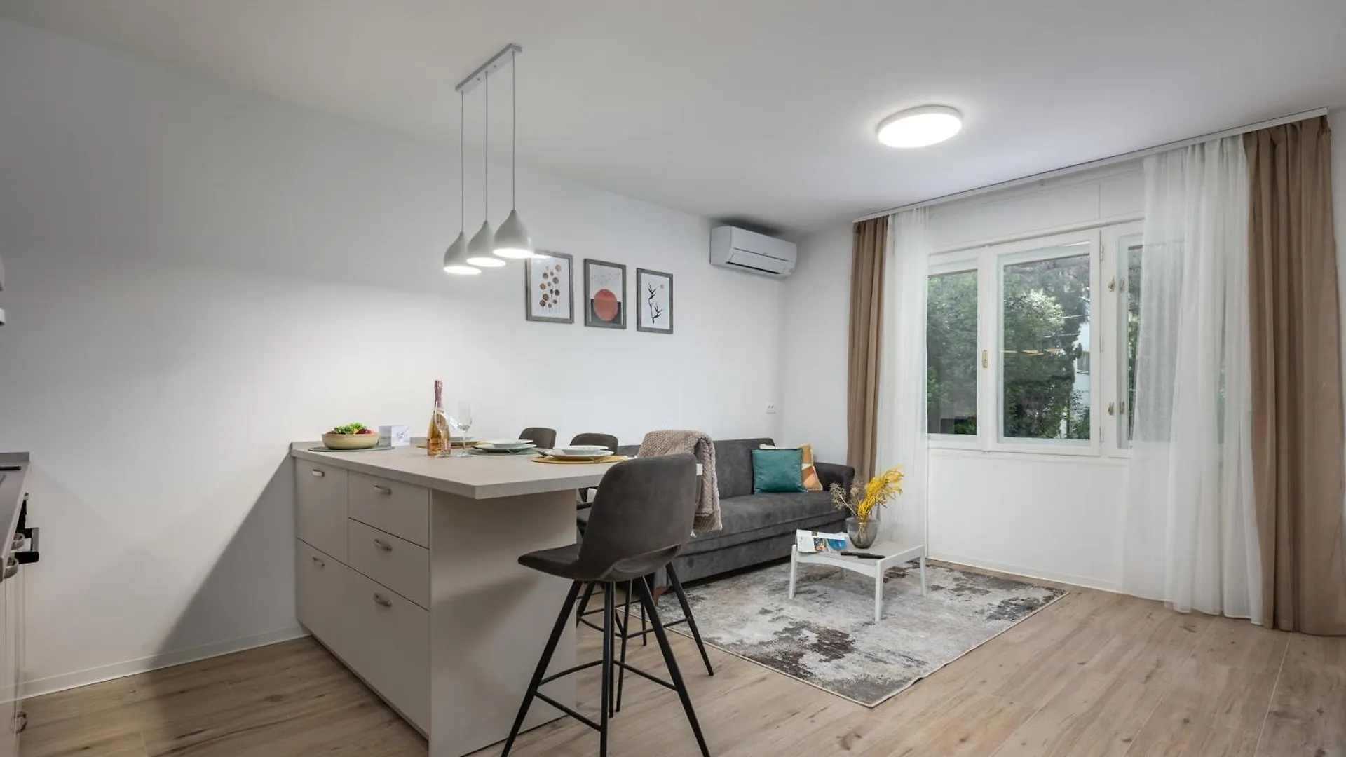 City Apartment Nurli Near Beach - Happy Rentals Rijeka Croatia