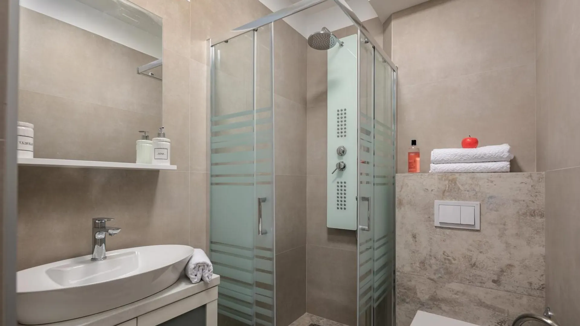 City Apartment Nurli Near Beach - Happy Rentals Rijeka