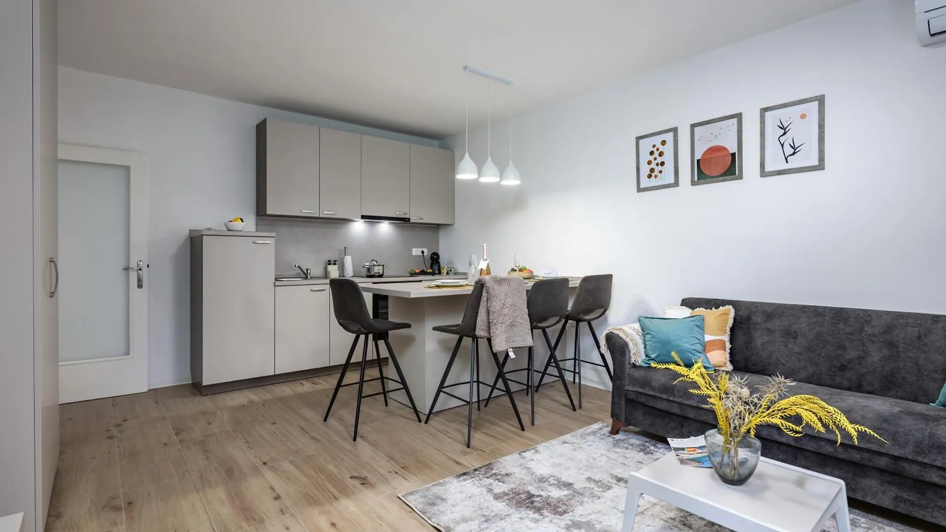 City Apartment Nurli Near Beach - Happy Rentals Rijeka Croatia